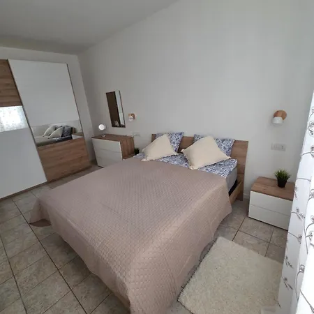 Maggiore Escape Lejlighed Luino